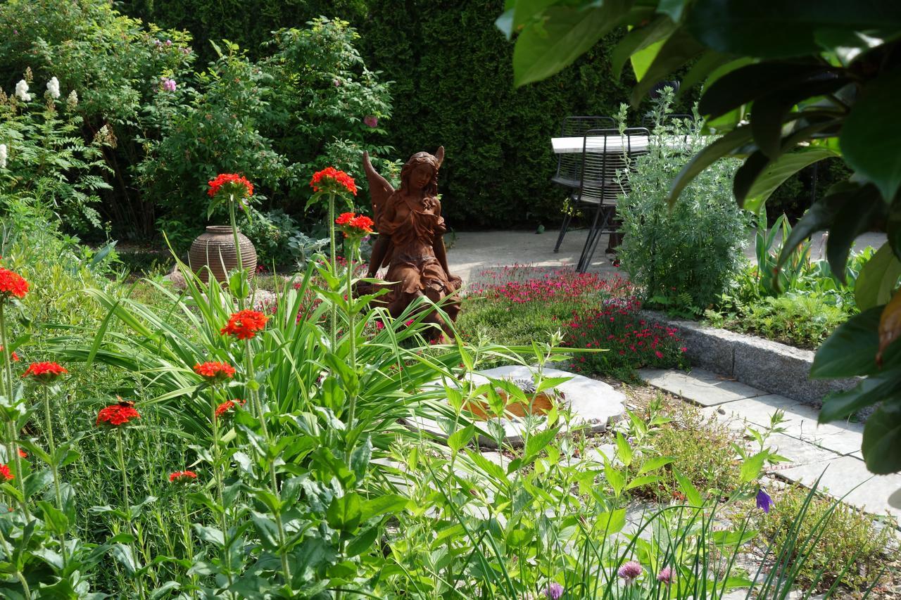 Villa Gina Oesterlen Sankt Olof ภายนอก รูปภาพ